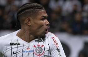 Urso durante partida contra o Fluminense, na Arena Corinthians, pela Sul-Americana