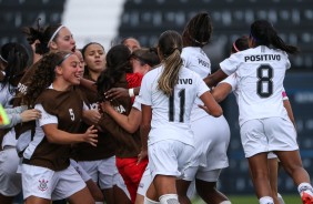 Comemorao do gol do Corinthians contra o Estrela de Guarulhos pelo Paulista Feminino Sub17