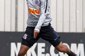 Jadson no último treino preparatório para embate contra o Fluminense, pela Sul-Americana