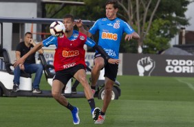 Joo Victor e Vital durante primeiro treino preparatrio para jogo contra o Fluminense, na quinta