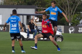 João Victor e Vital durante primeiro treino preparatório para jogo contra o Fluminense