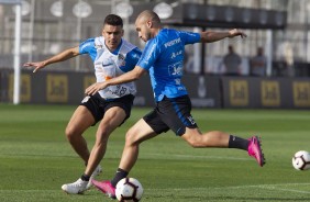 Lo Santos e Rgis durante primeiro treino preparatrio para jogo contra o Fluminense