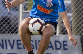 Meia Vital durante primeiro treino preparatrio para jogo contra o Fluminense, pela Sul-Americana