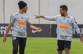 O volante Gabriel e o atacante Clayson no último treino preparatório para embate contra o Fluminense