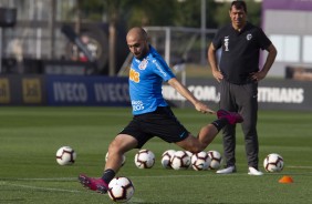 Rgis e Carille durante primeiro treino preparatrio para jogo contra o Fluminense