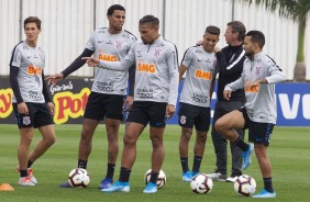 Timão treina para embate contra o Fluminense, na próxima quinta, pela Sul-Americana