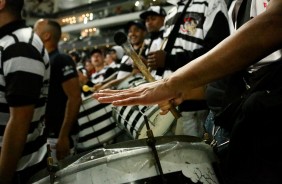 Torcida do Timo fez  linda festa no jogo contra o Fluminense, na Arena