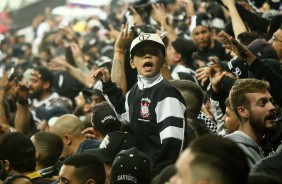 Torcida do Timo lotou a Arena para jogo contra o Fluminense, pela Sul-Americana