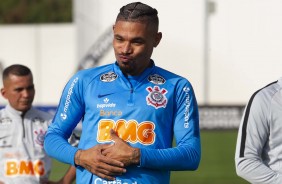 Júnior Urso finaliza preparação para jogo contra o Fluminense, pela Sul-Americana