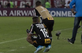 Pedrinho sentiu dores no jogo contra o Fluminense, pela Sul-Americana