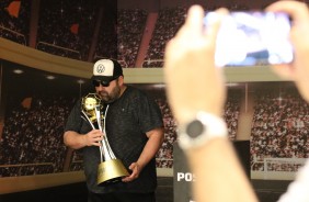 #Timão109: torcedores podem contemplar as taças do Corinthians no eventos de aniversário do clube