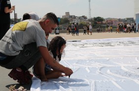 #Timo109: torcida mirim tambm deixa seu recado nos bandeires BMG de aniversrio do Corinthians