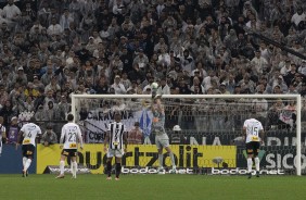 Cssio durante jogo contra o Atltico-MG, pelo Brasileiro