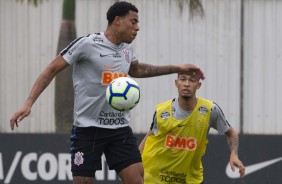 Atacante Gustavo durante treino desta quarta-feira no CT Joaquim Grava