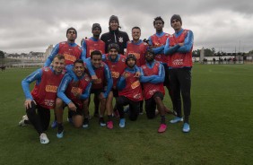 Elenco do Corinthians reunido durante treino desta quarta-feira no CT Joaquim Grava