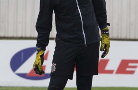 Goleirão Cássio durante treino desta quarta-feira no CT Joaquim Grava