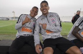 Janderson e Ralf durante treino desta quarta-feira no CT Joaquim Grava