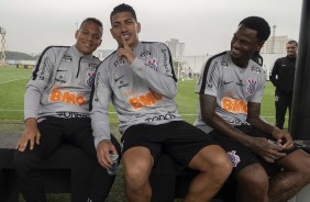 Janderson, Ralf e Ren durante treino desta quarta-feira no CT Joaquim Grava