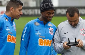 Ralf e Ren durante treino desta quarta-feira no CT Joaquim Grava