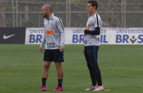 Rgis e Vital durante treino desta quarta-feira no CT Joaquim Grava