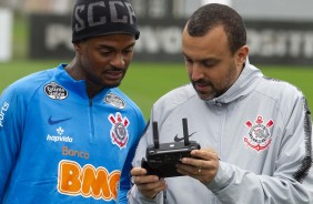 Ren Jr. durante treino desta quarta-feira no CT Joaquim Grava