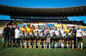 Elenco feminino do Corinthians antes do jogo contra o Flamengo, pelo Brasileiro da categoria