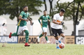 Garoto Roni durante vitória sobre o Guarani, pelo Campeonato Paulista Sub20