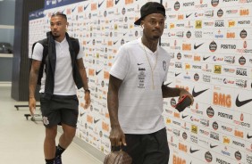 Urso e Ren chegam  Arena Corinthians para jogo contra o Cear