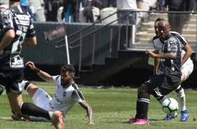 Vagner Love durante jogo contra o Cear, pelo Brasileiro, na Arena Corinthians