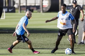Régis e Renê durante treinamento de hoje no CT Joaquim Grava