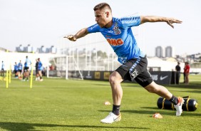 Volante Ramiro durante treinamento de hoje no CT Joaquim Grava