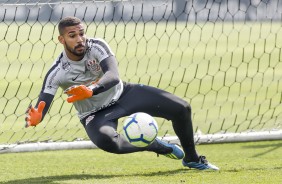 Diego no treino desta quinta no CT Joaquim Grava; Timo se prepara para enfrentar o Fluminense