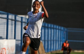 Grazi comemorando gol contra o Juventus, pelo Paulista Feminino