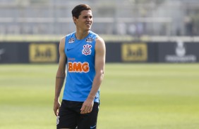 Mateus Vital no treino desta quinta no CT Joaquim Grava