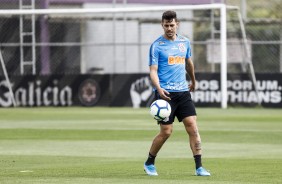Danilo Avelar no último treino antes do jogo contra o Fluminense, pelo Brasileirão