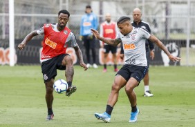 Ren Jnior e Urso no treino desta sexta-feira no CT Joaquim Grava