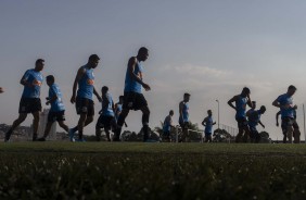 Jogadores do Corinthians de volta aos treinos nesta segunda-feira para enfrentar o Del Valle