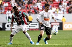 Lateral Fagner no jogo contra o Fluminense, pelo Brasileiro, no Man Garrincha
