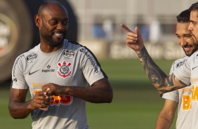 Love durante último treino antes da decisão pela Sul-Americana