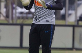Caíque França durante treino desta quinta-feira no CT Joaquim Grava