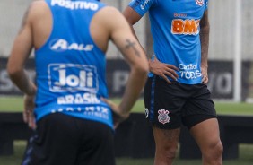 Gustavo durante treino desta quinta-feira no CT Joaquim Grava