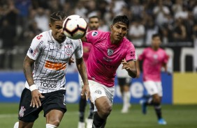Júnior Urso durante jogo contra o Independiente del Valle, na Arena Corinthians, pela Sul-Americana