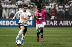 Lateral Fagner durante jogo contra o Independiente del Valle, na Arena Corinthians