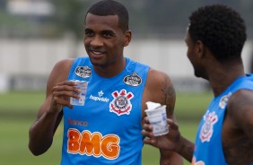 Marllon durante treino desta quinta-feira no CT Joaquim Grava