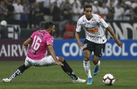 Menino Pedrinho no embate contra o Del Valle, pela Copa Sul-Americana, na Arena Corinthians