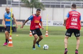 Ralf durante treino desta quinta-feira no CT Joaquim Grava