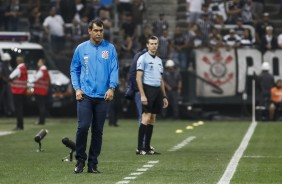 Treinador Carille durante jogo contra o Independiente del Valle, na Arena Corinthians