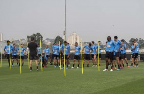 Atletas do Timo no ltimo treino antes do jogo contra o Bahia, pelo returno do Brasileiro