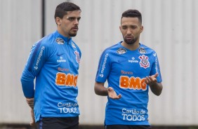 Fagner e Clayson no ltimo treino antes do jogo contra o Bahia, pelo returno do Brasileiro