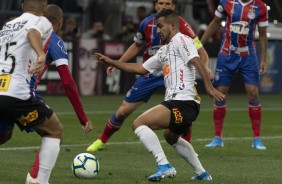 Meia Sornoza na vitria sobre o Bahia, pelo Brasileiro, na Arena Corinthians